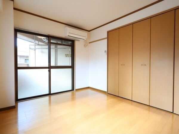 洋室