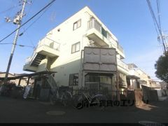 山岡ハイツの外観画像