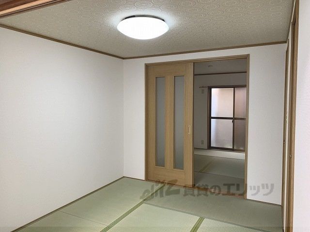 ベッドルーム