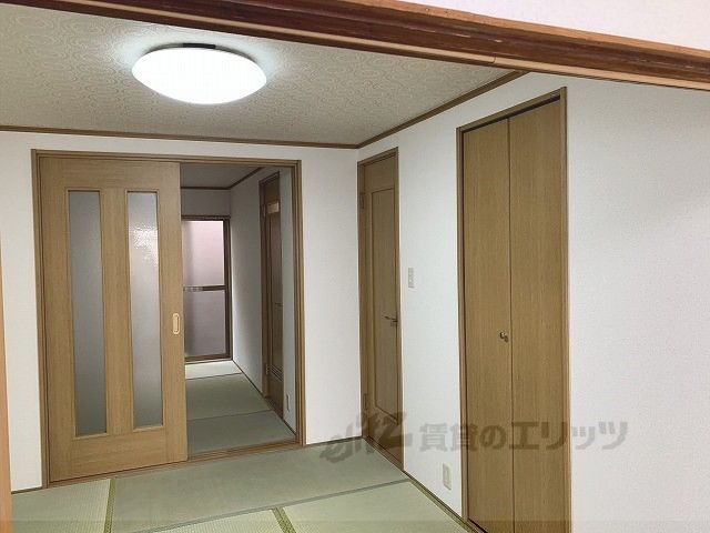 ベッドルーム