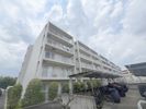 アーバンエース松井山手パルの外観