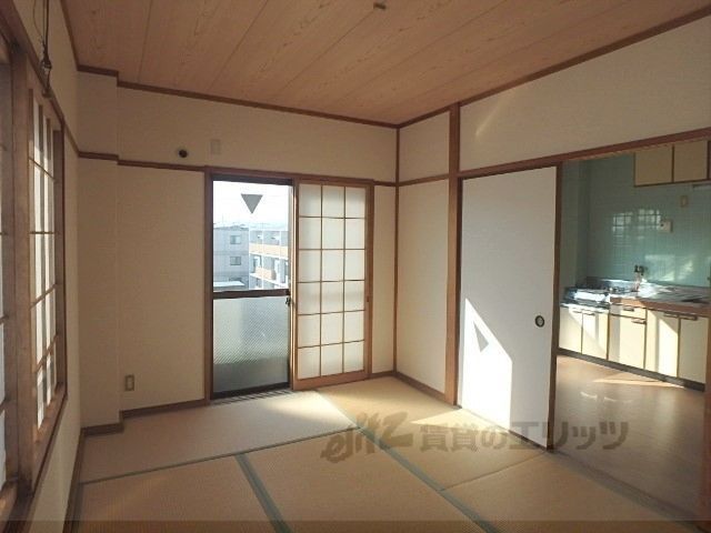 ベッドルーム