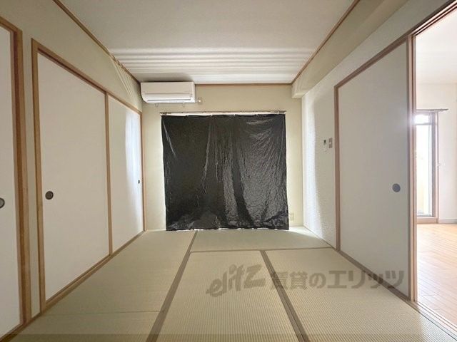 ベッドルーム