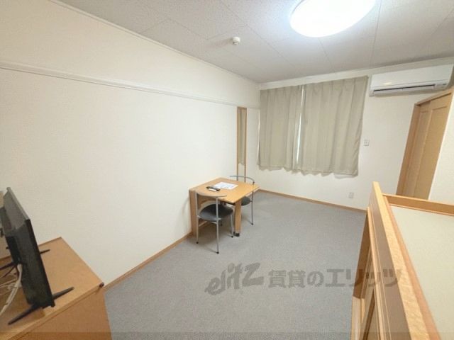 ベッドルーム