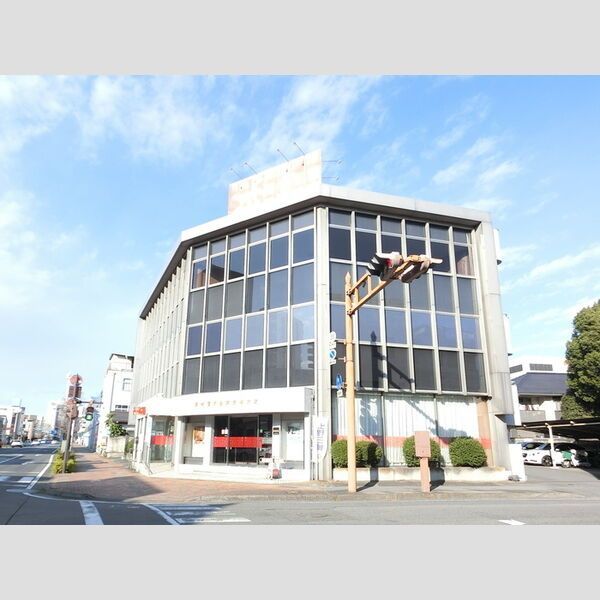 近くに高崎信用金庫前橋支店(367m)あり