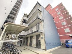 レオパレスラピスラズリ高井田の外観画像