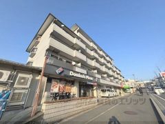 メゾン東生駒の外観画像