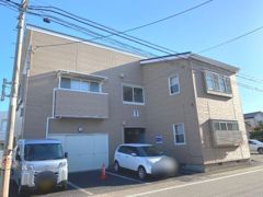 クレセント アガソスの外観画像