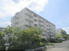 平城左京団地03号棟の外観画像
