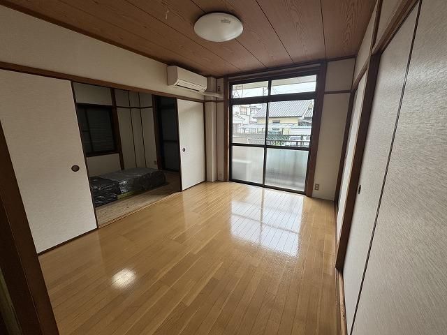 洋室