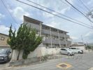 ドウェル佐保川の外観