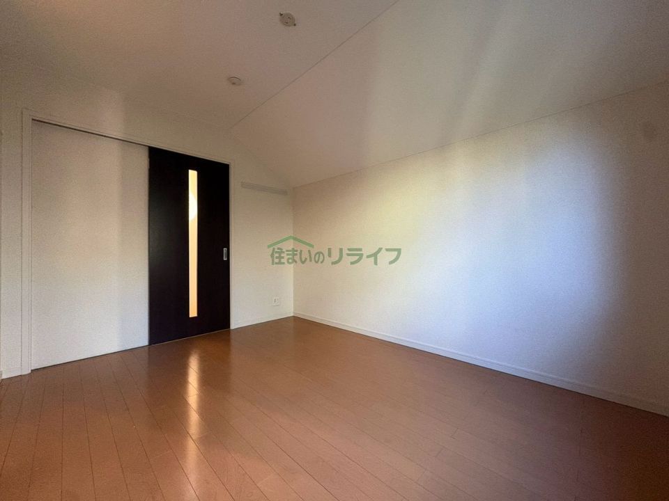 ベッドルーム