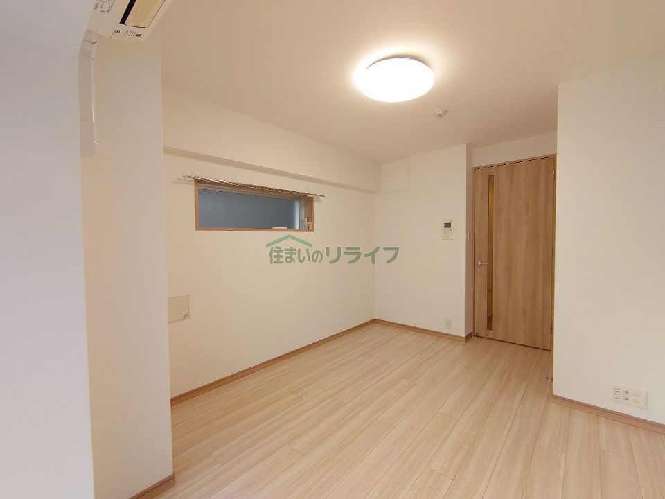 ベッドルーム