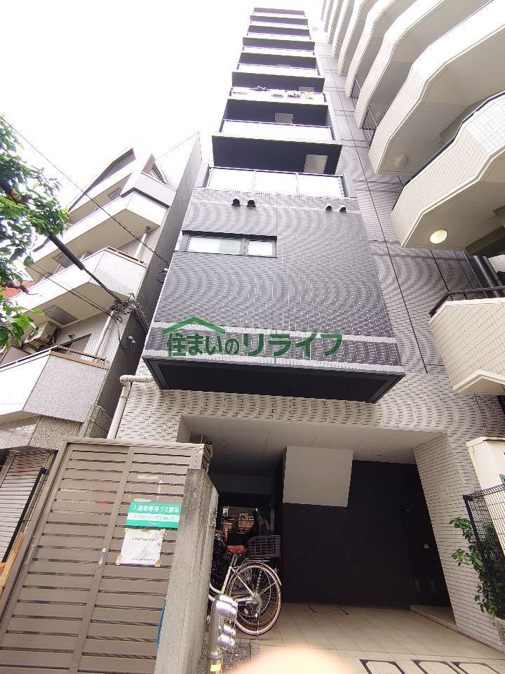 近くに彰文居 FRecoA 向丘あり