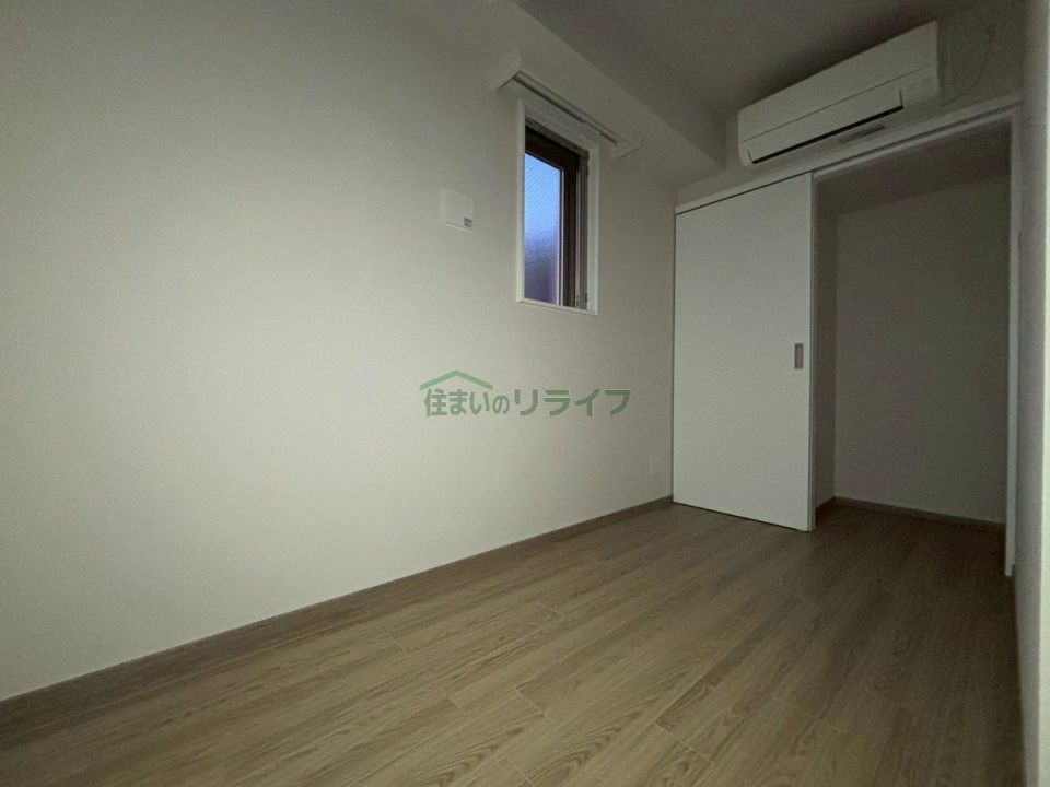ベッドルーム