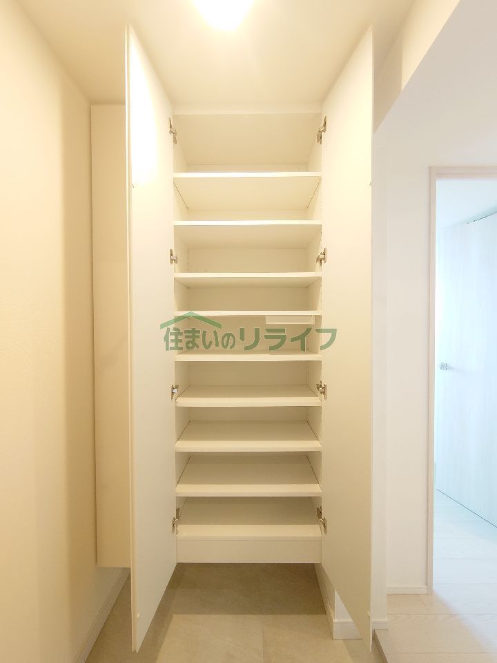 収納
