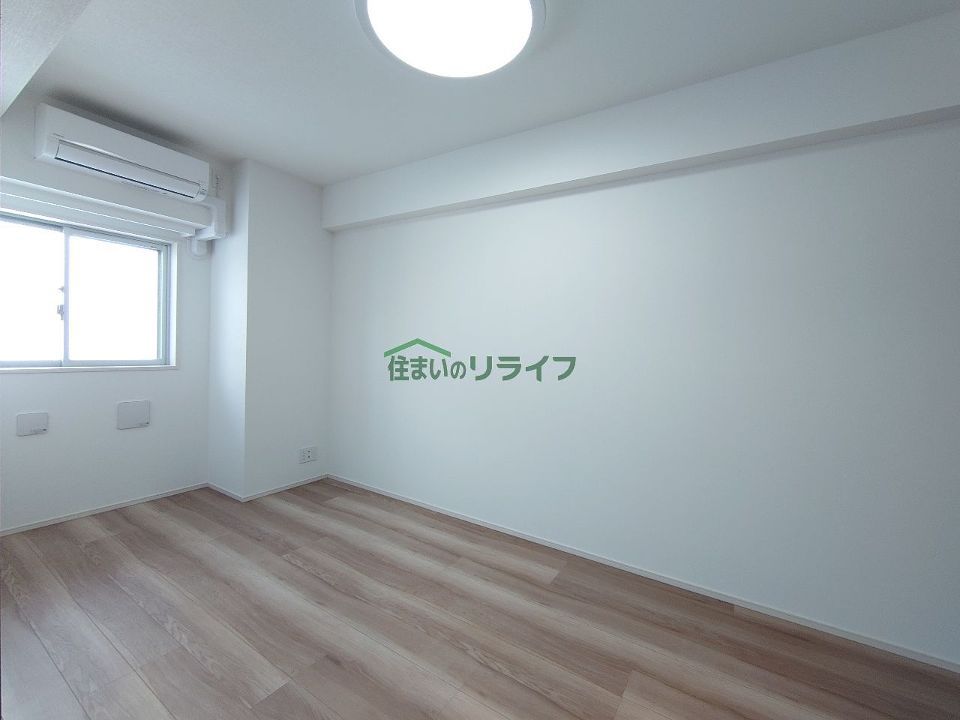 ベッドルーム