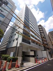 コンフォリア東新宿の外観画像