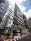 コンフォリア東新宿の外観