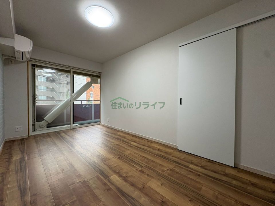 ベッドルーム