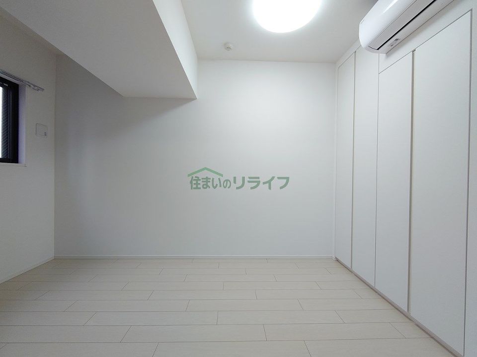 ベッドルーム