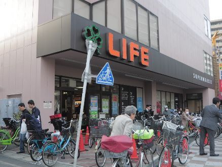 近くのライフ浅草店まで398m(徒歩5分)