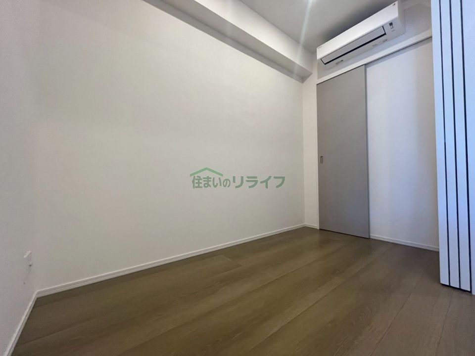 ベッドルーム