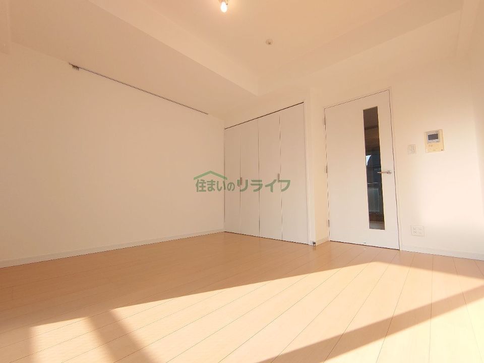 ベッドルーム