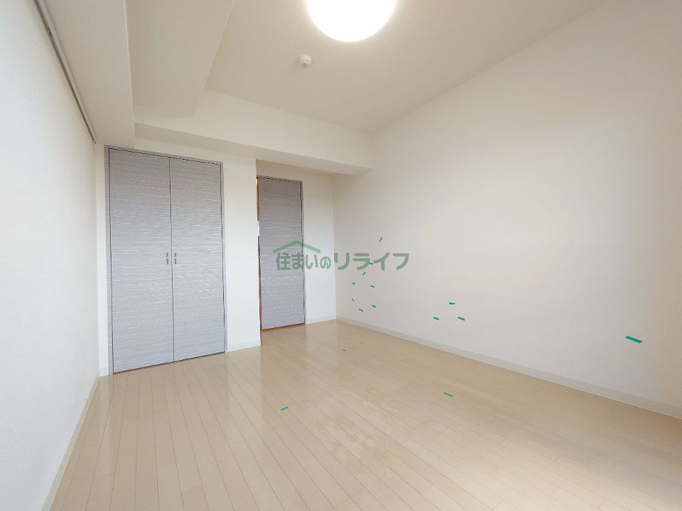 ベッドルーム