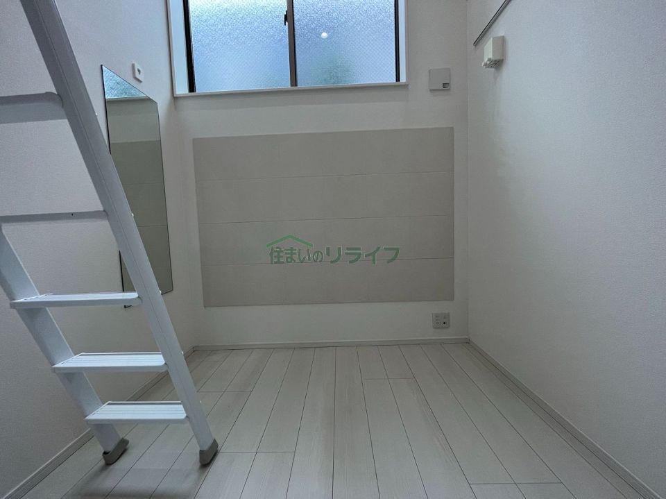 ベッドルーム