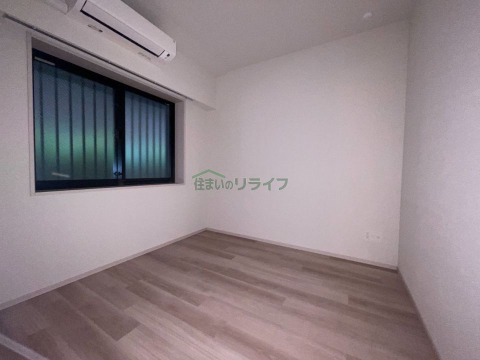 ベッドルーム