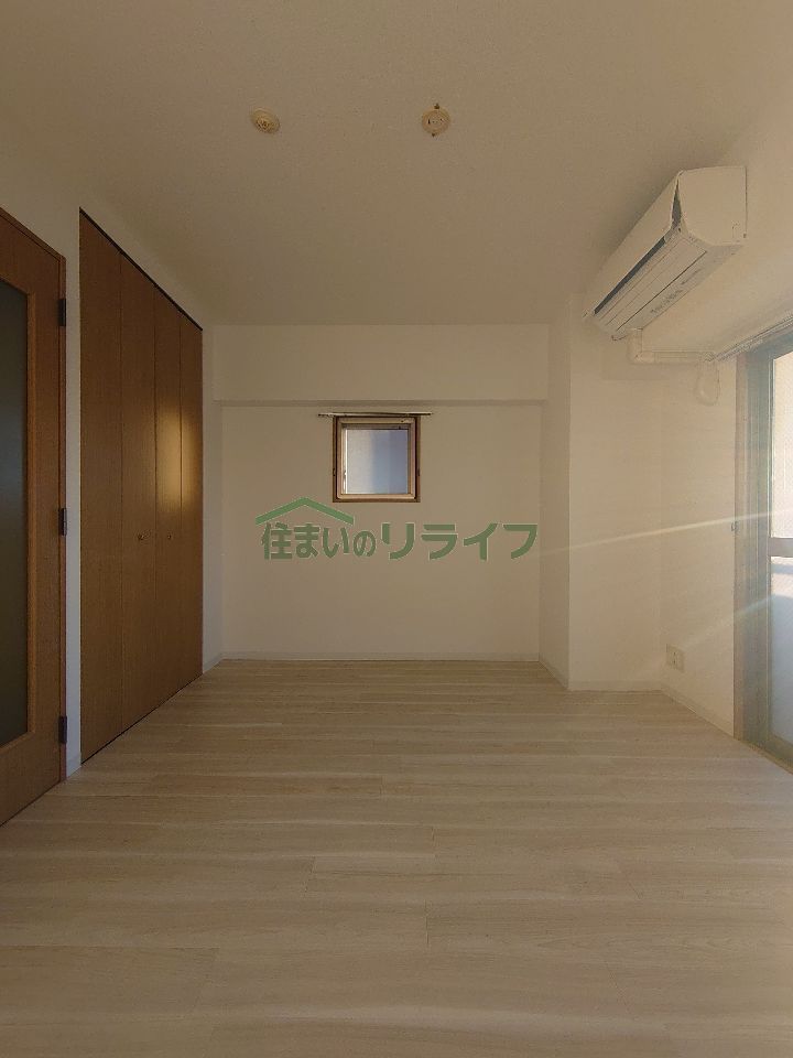 ベッドルーム