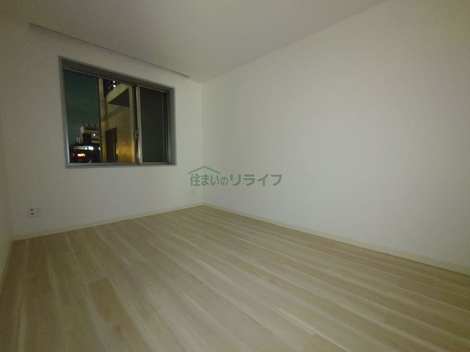 ベッドルーム