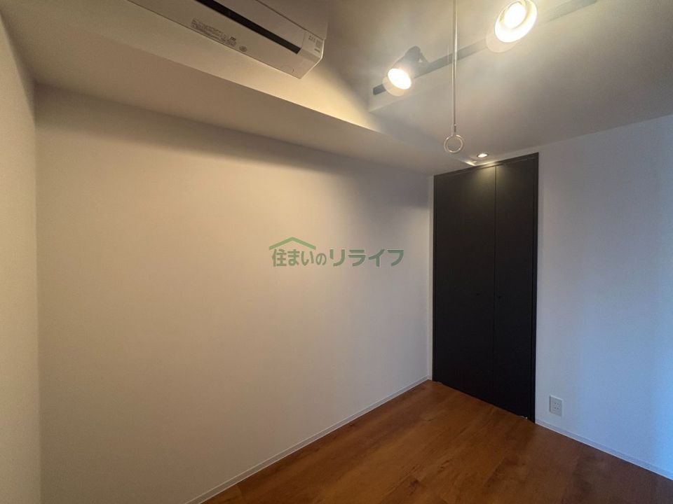 ベッドルーム