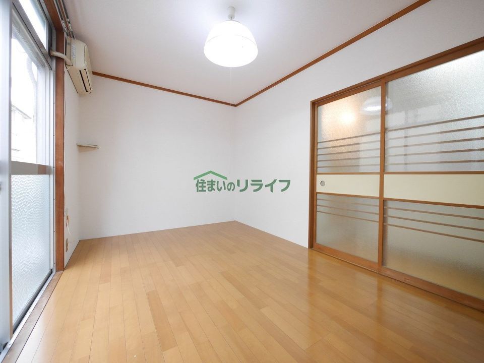 ベッドルーム