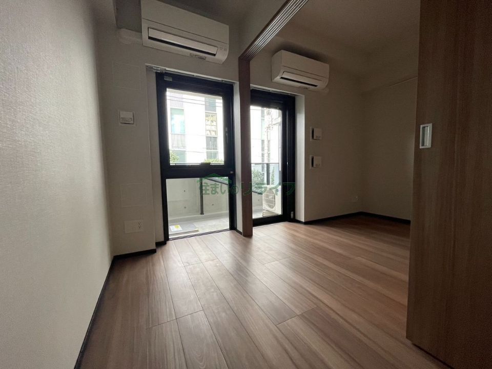 ベッドルーム