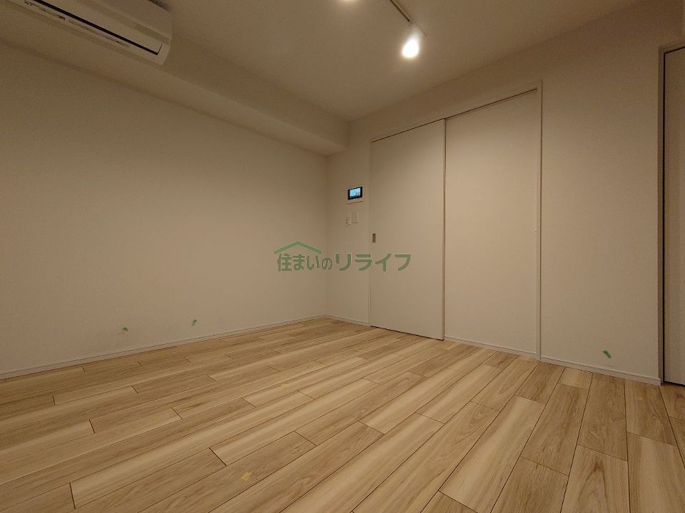 ベッドルーム