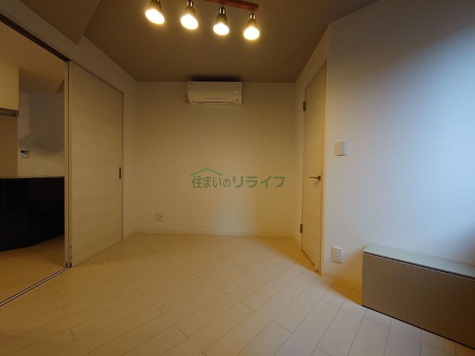 ベッドルーム