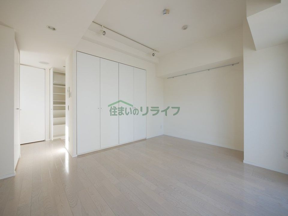 ベッドルーム