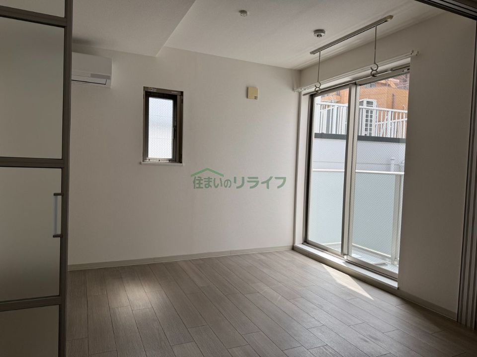 ベッドルーム