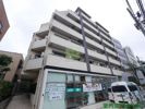 カスタリア新宿夏目坂の外観