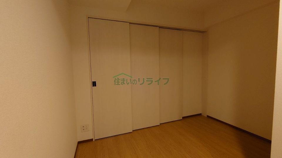 ベッドルーム