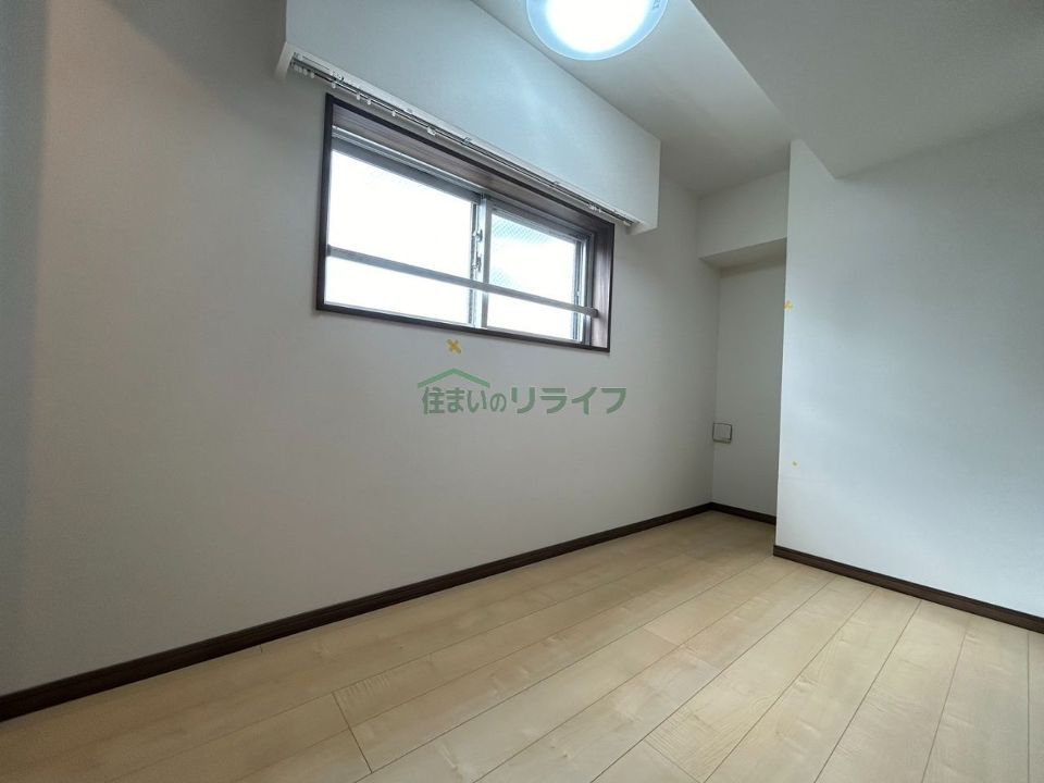 ベッドルーム