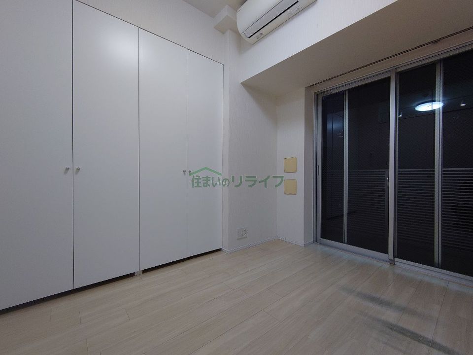 ベッドルーム