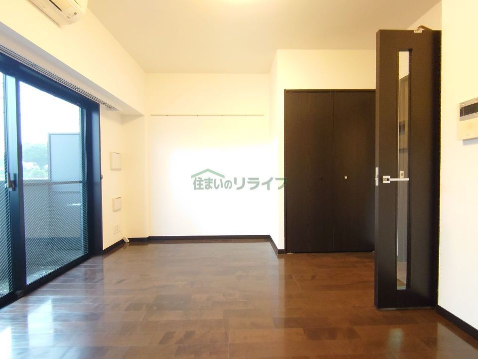 ベッドルーム