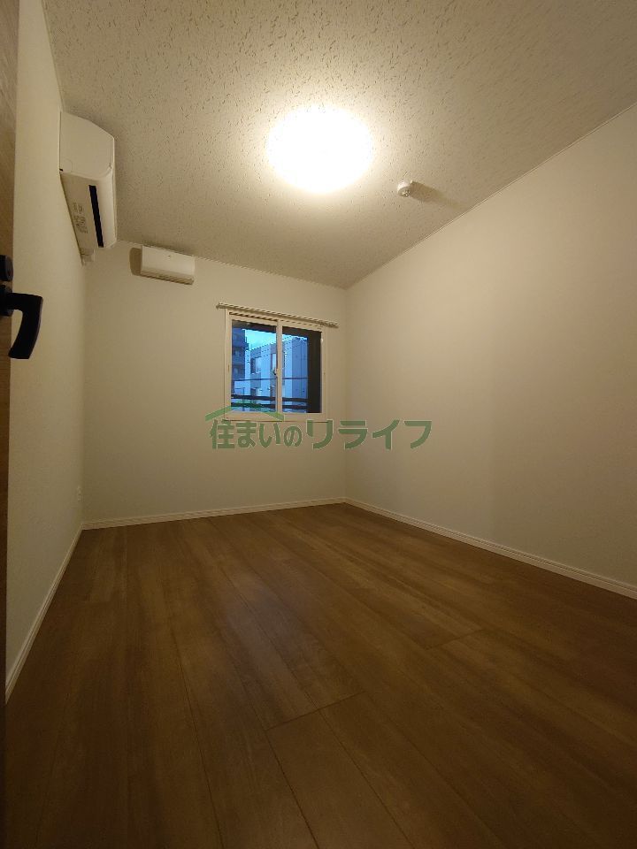 ベッドルーム