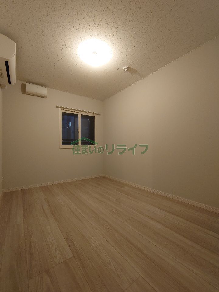 ベッドルーム