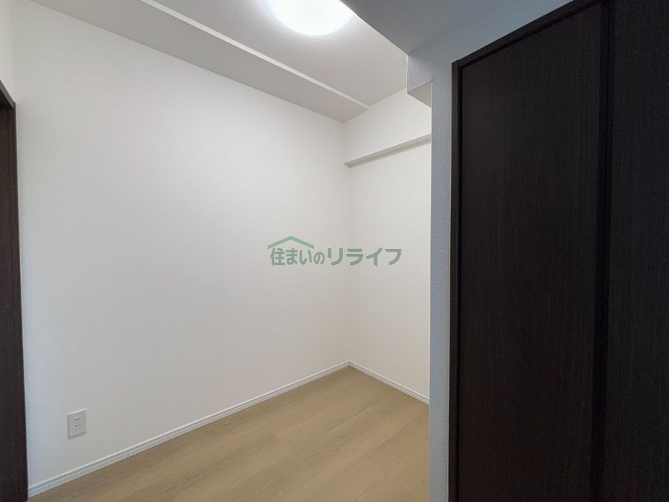 ベッドルーム