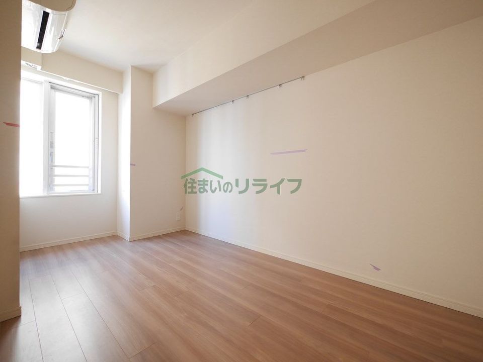 ベッドルーム
