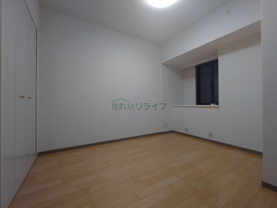 ベッドルーム